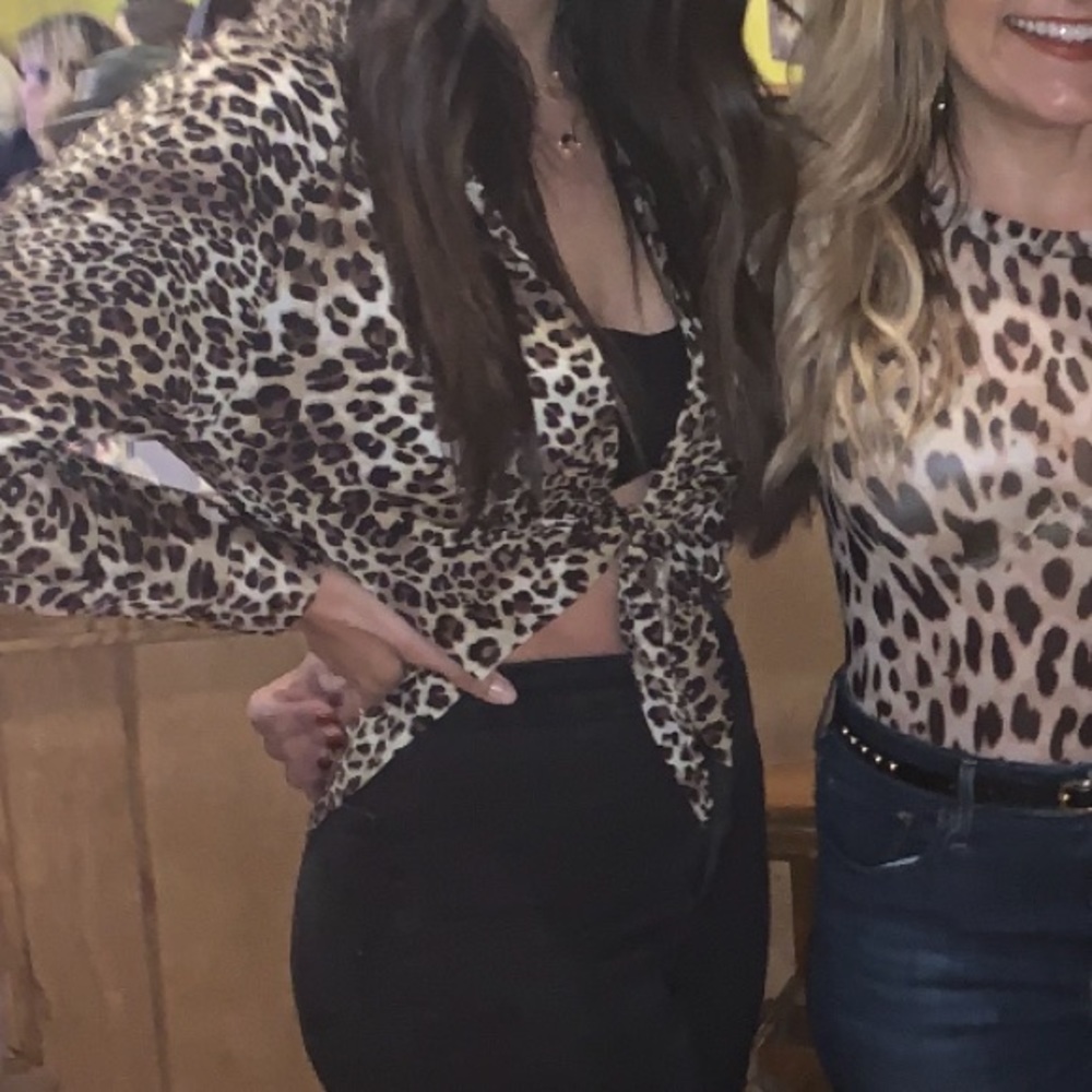 Leopard top